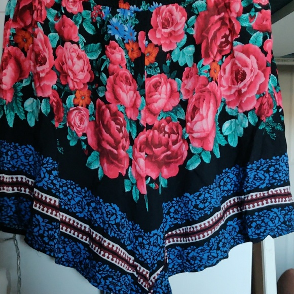 Romper - Picture 5 of 6